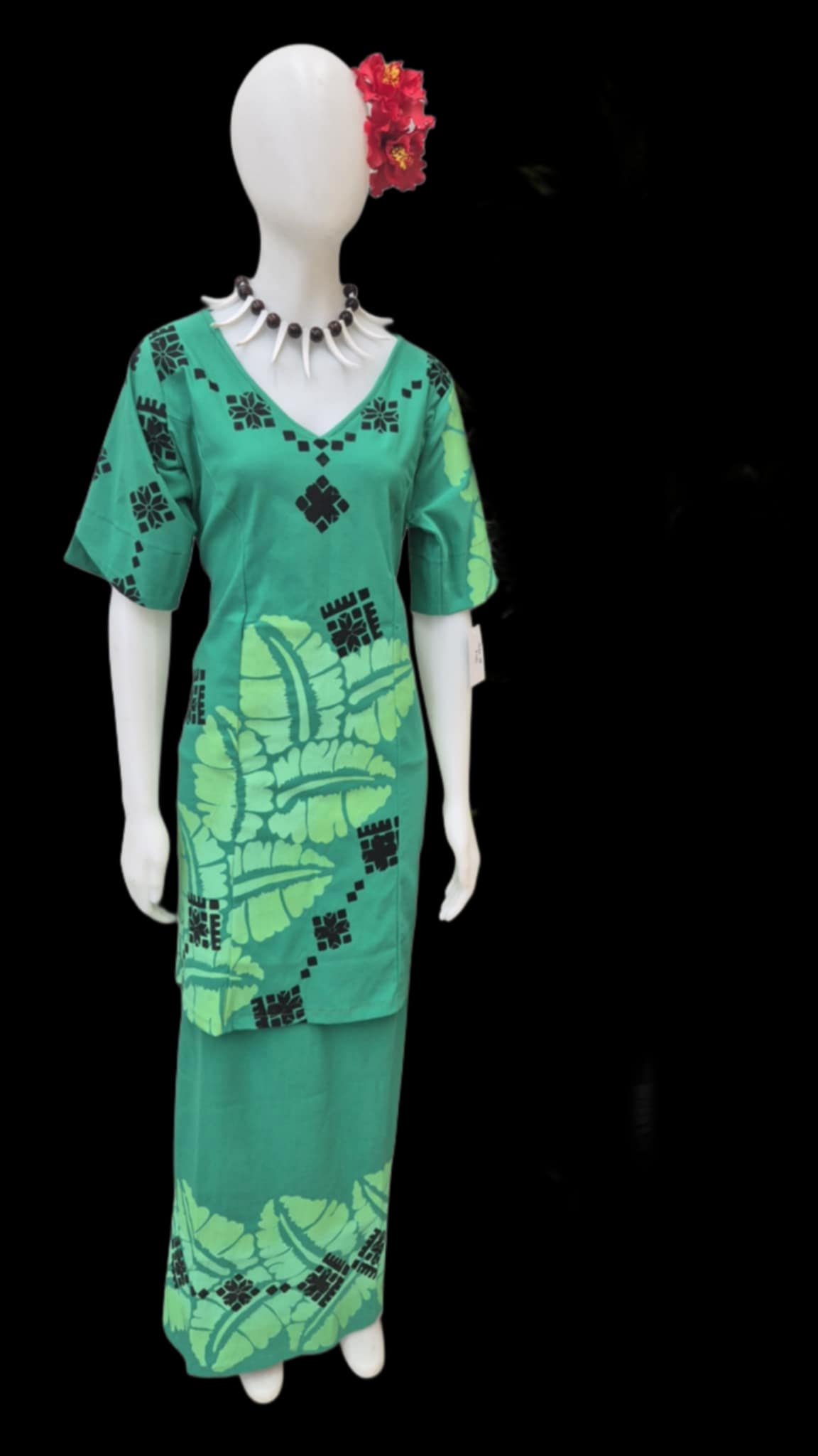 Canny Puletasi Size 18