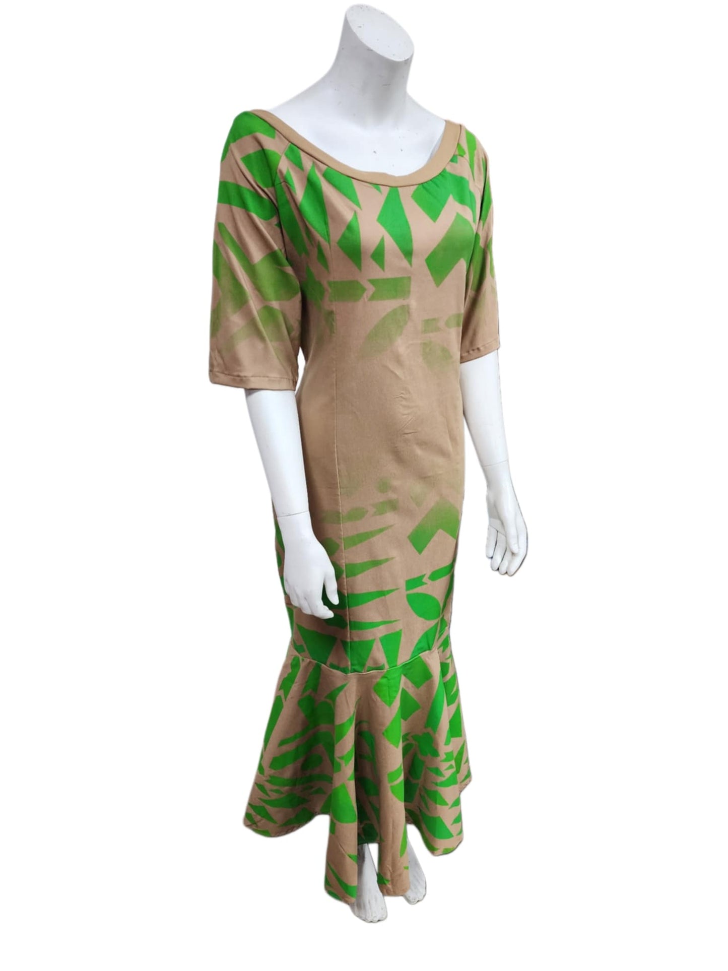 Rasela Beauty Dress Size 18