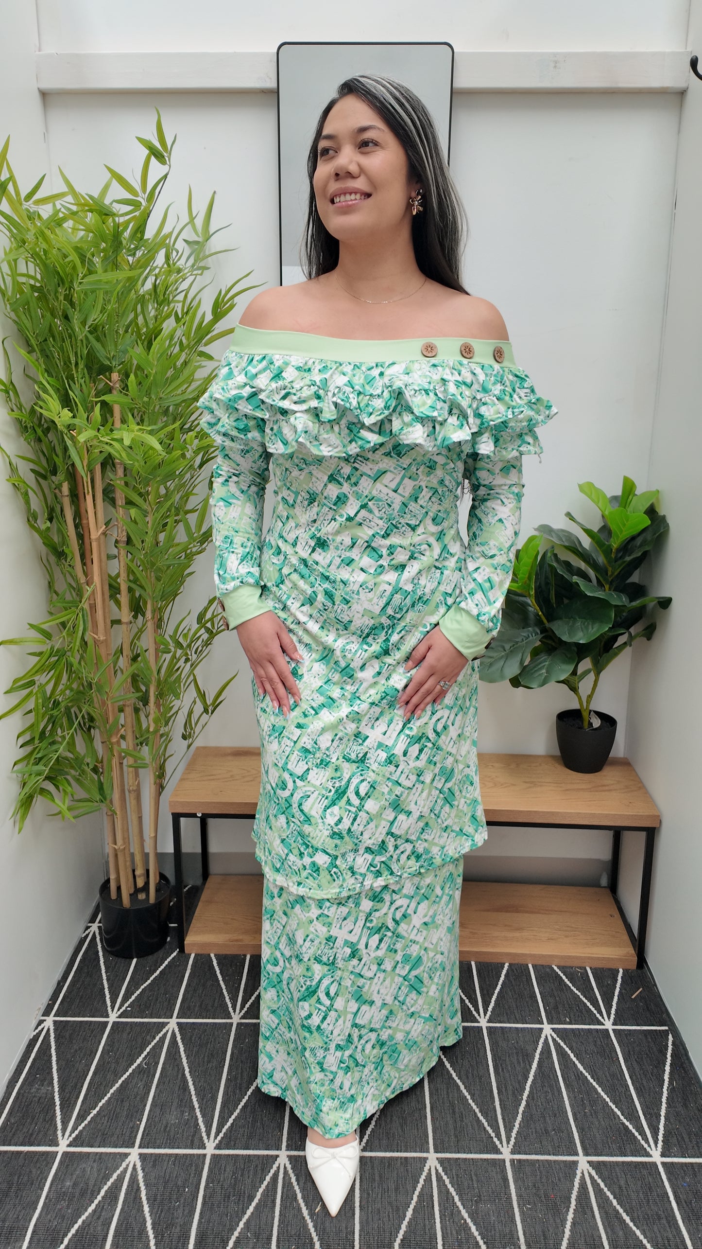 TOFI #12 LIGHT GREEN