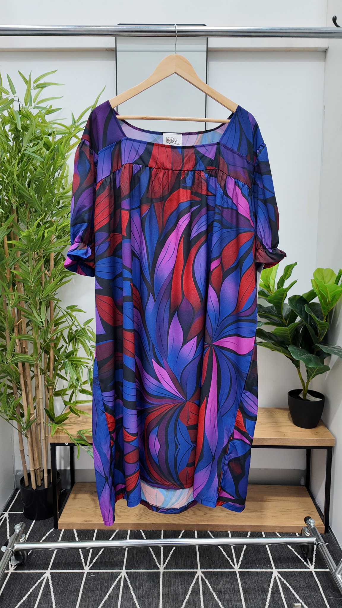 Red and Brown Nuanua Dress