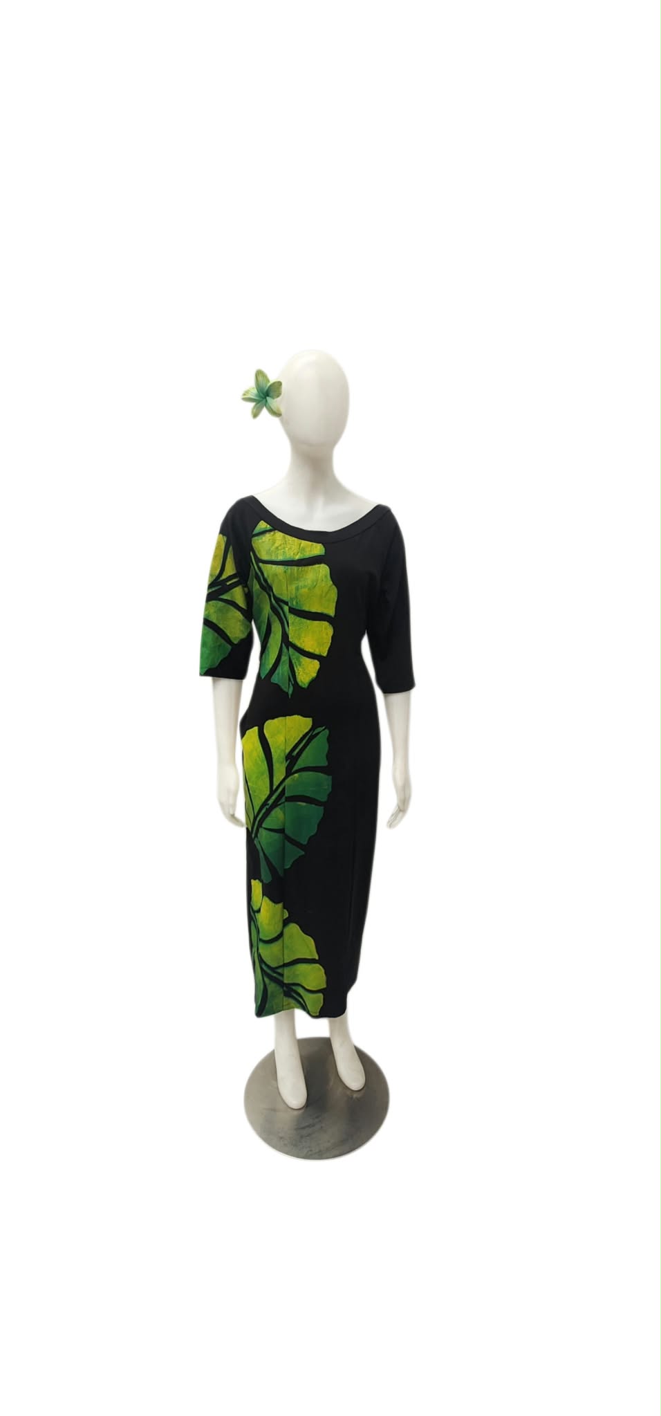 Nineva Long Black with Green Leaves Dress Size 14
