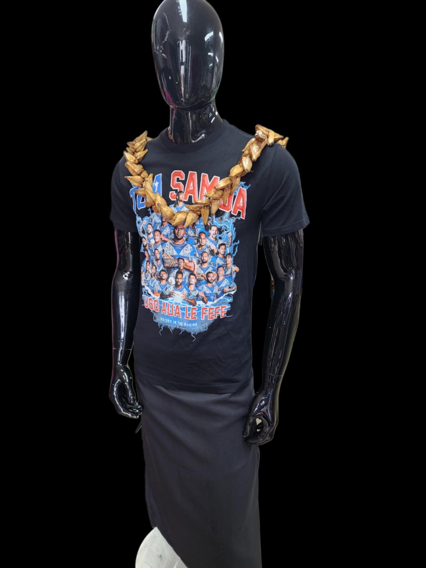 Uso! Aua le Fefe Black Tees