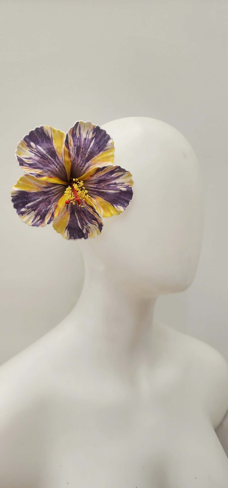 Tausi Large Aute Purple yellow