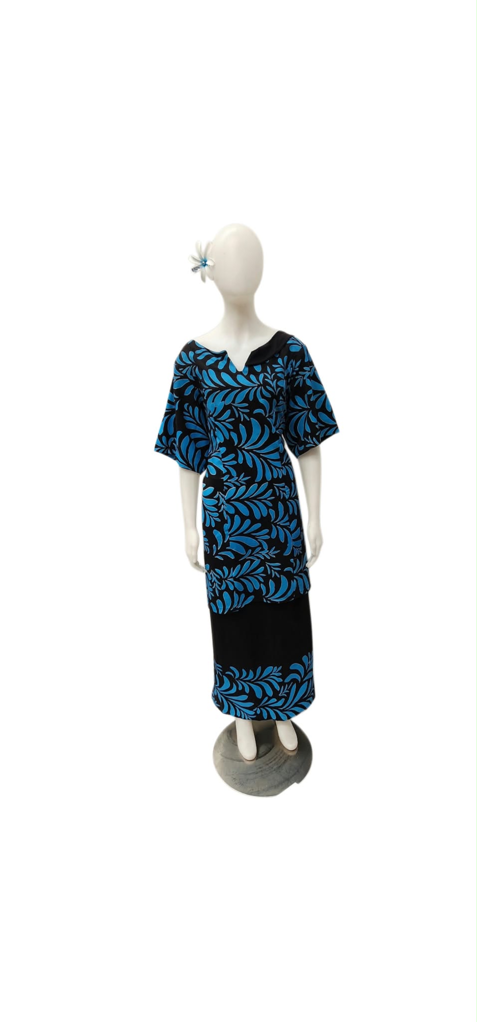 La Susulu Black and Blue Puletasi Size 20